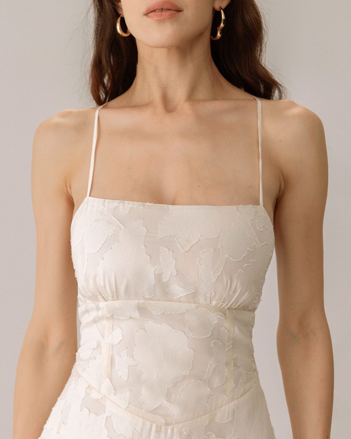 AprikosElegance | Stylish Flattering Maxikjole for Bryllup og Fest 1